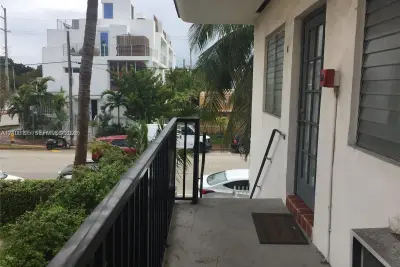8132 Harding Ave #11, Miami Beach: photo 1 of 8