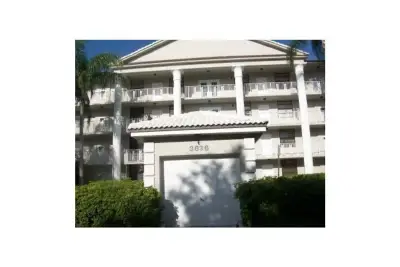 3636 Whitehall Dr #103, West Palm Beach: photo 1 of 14