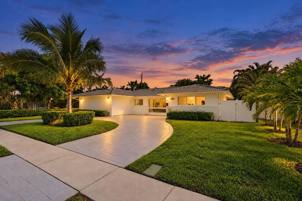 612 NE 24th Ave, Pompano Beach: photo 1 of 41