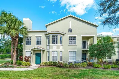 2110 Belmont Pl, Boynton Beach: photo 1 of 22