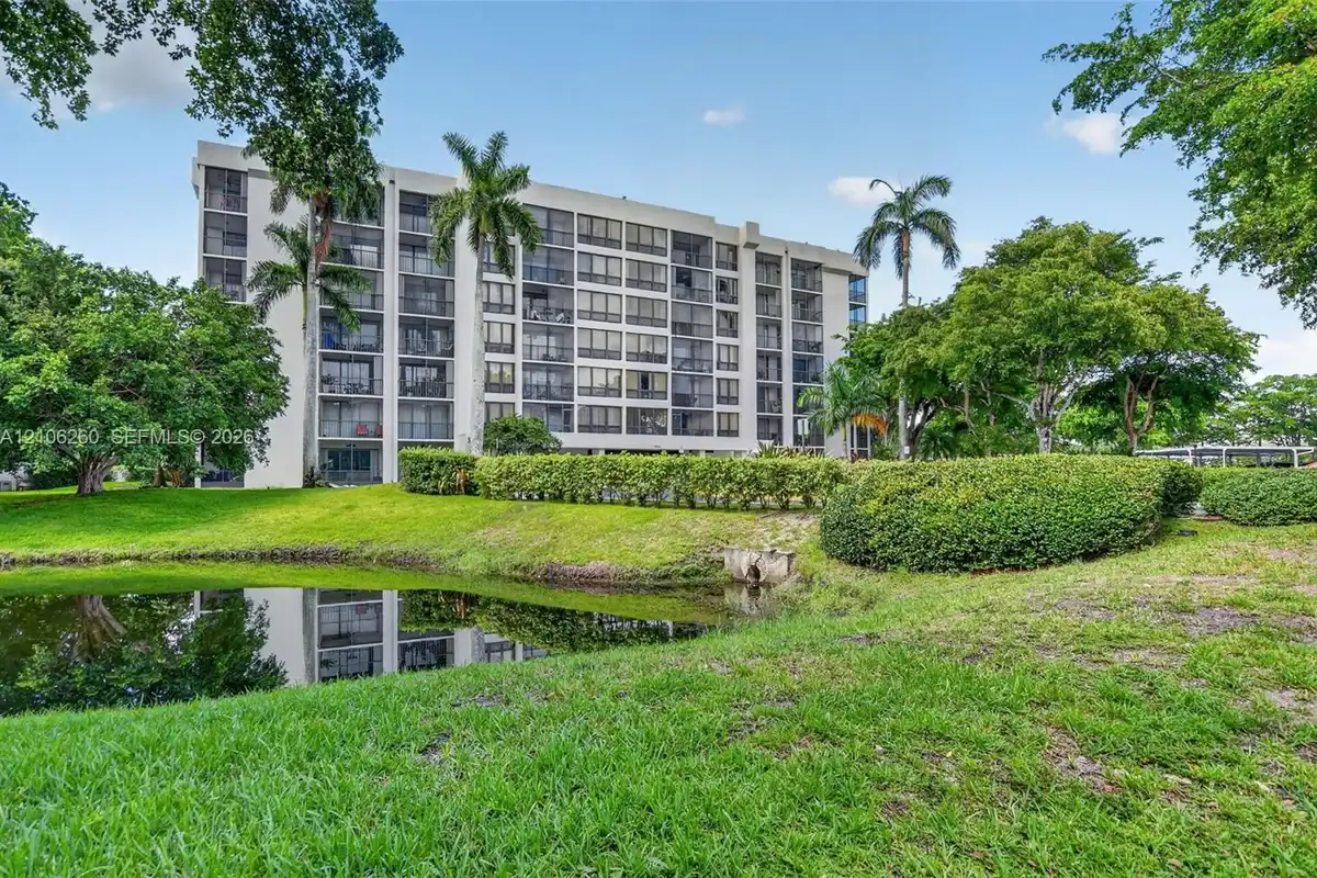 5951 Wellesley Park Dr #508, Boca Raton: photo 1 of 37