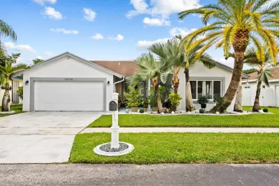10110 SW 16th Pl, Davie: photo 1 of 29