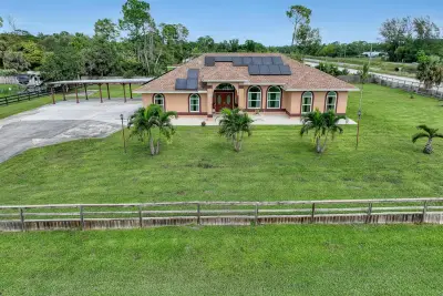 13035 61st Ln N, West Palm Beach: photo 1 of 57