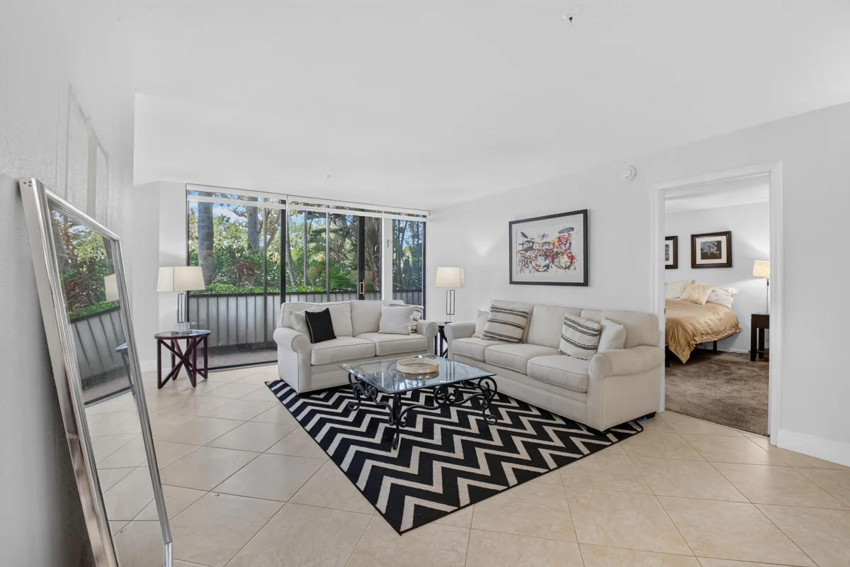 7786 Lakeside Blvd #614, Boca Raton: photo 1 of 65