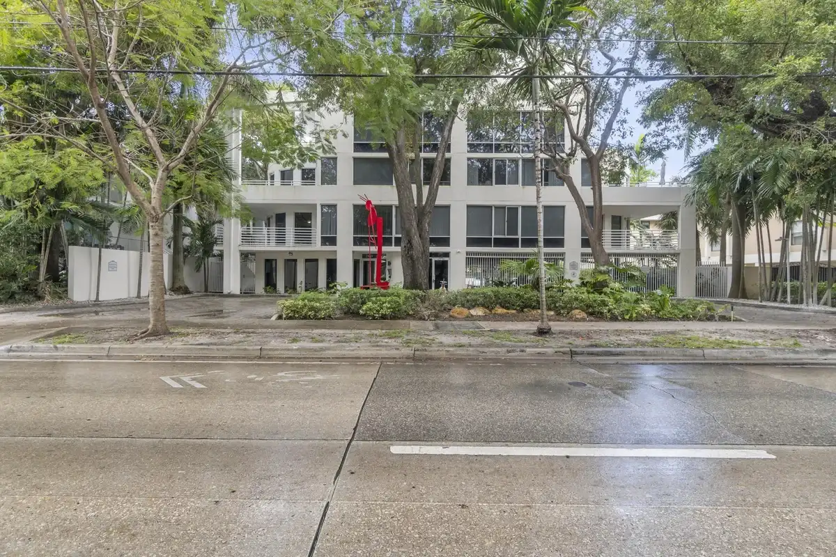 2100 Brickell Ave #305, Miami: photo 1 of 30