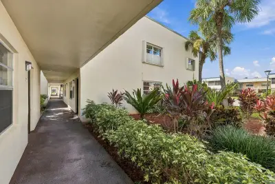 447 Burgundy #J, Delray Beach: photo 1 of 43