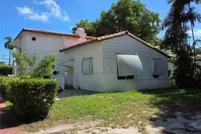 1257 Alton Rd, Miami Beach: photo 1 of 8