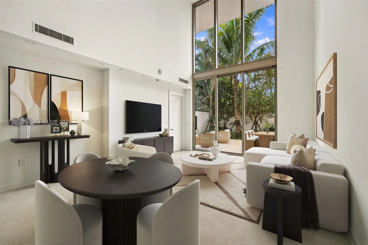 2200 Brickell Ave #GV14, Miami: photo 1 of 30