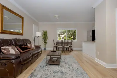 1 Edgewater Dr #201, Coral Gables: photo 1 of 29