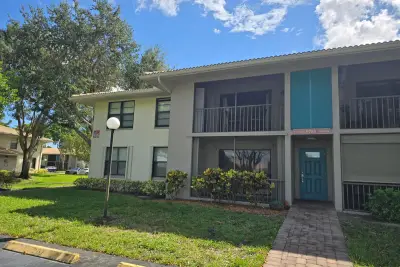9785 Pineapple Tree Dr #102, Boynton Beach: photo 1 of 39