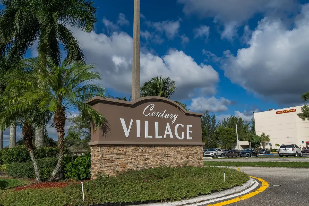 71 Canterbury C, West Palm Beach: photo 1 of 35