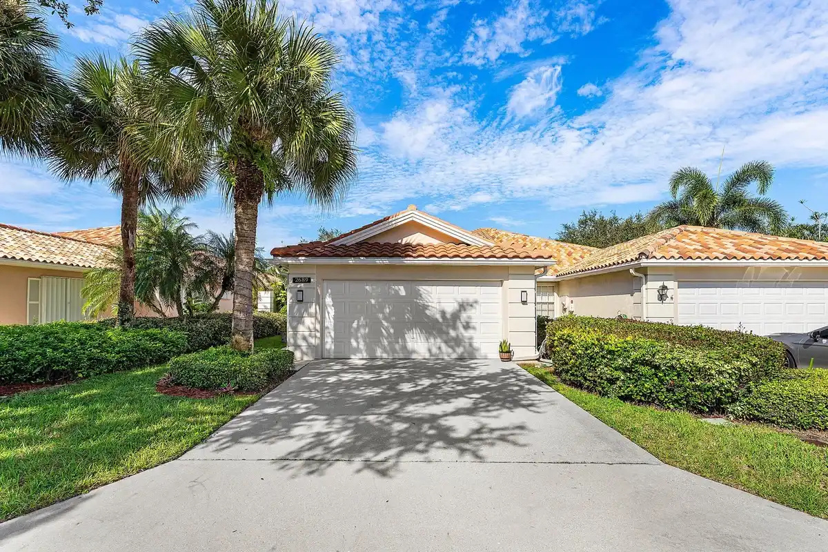 2689 Livingston Ln, West Palm Beach: photo 1 of 57