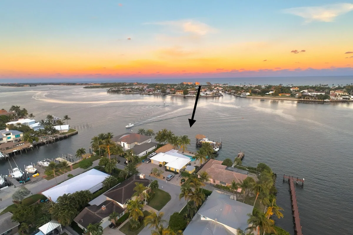 844 East Dr, Boynton Beach: photo 1 of 37