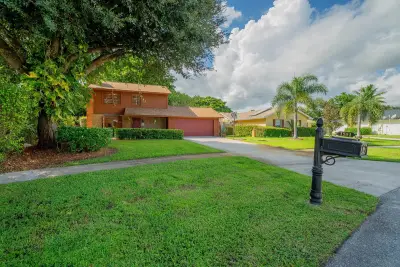 1551 Wyndcliff Dr, Wellington: photo 1 of 38