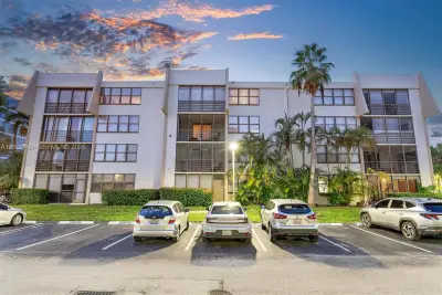 20401 NE 30th Ave #106-8, Aventura: photo 1 of 30
