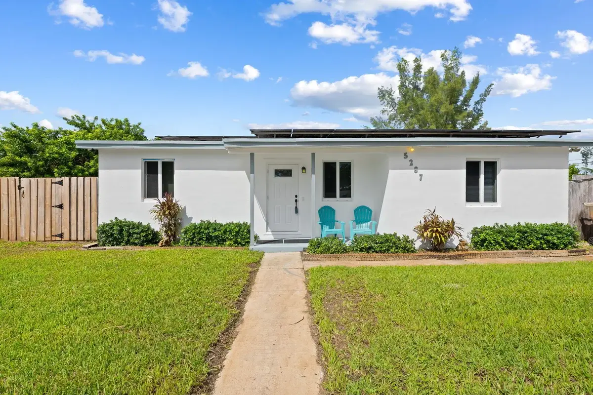 5287 NE 14th Ter, Pompano Beach: photo 1 of 22