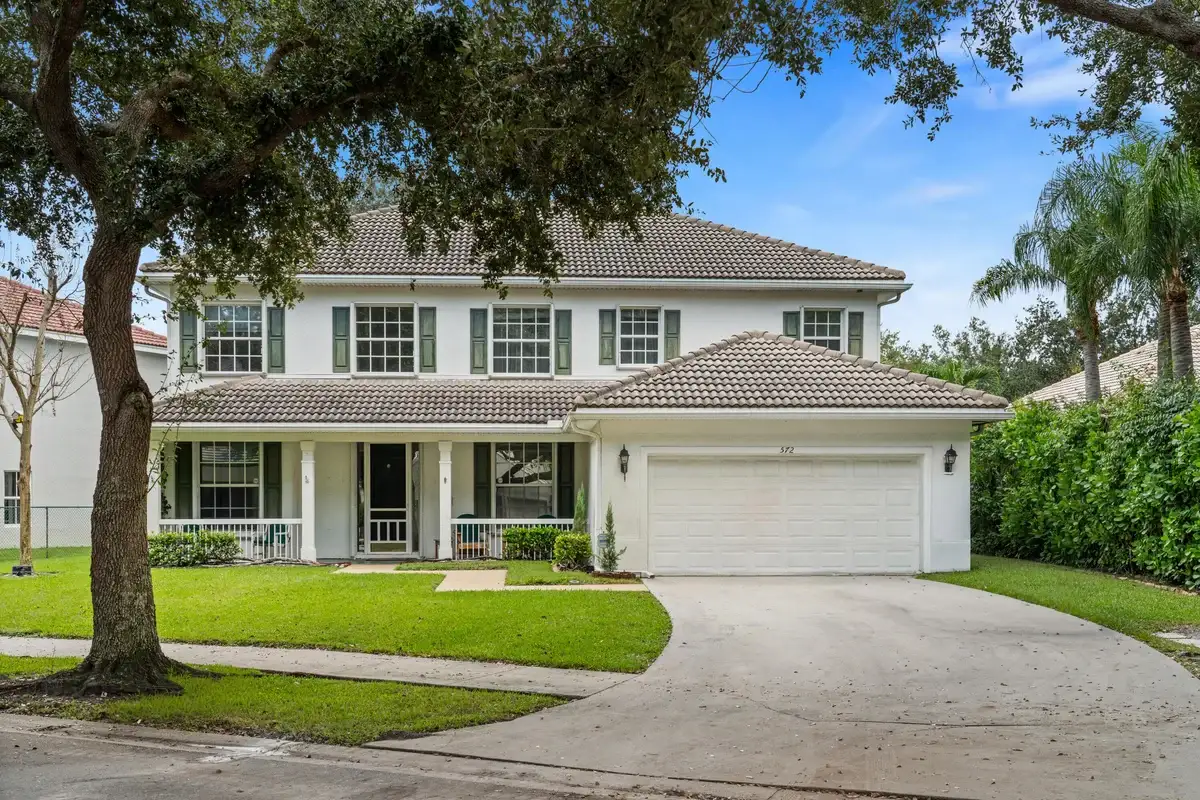 572 Scrubjay Ln, Jupiter: photo 1 of 49