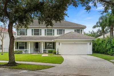 572 Scrubjay Ln, Jupiter: photo 1 of 49