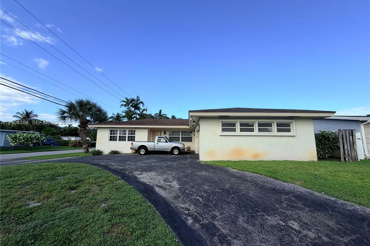 1900 N 50th Ave, Hollywood: photo 1 of 1