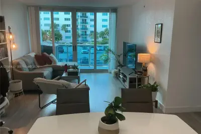7501 E Treasure Dr #2L, North Bay Village: photo 1 of 29