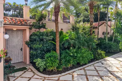 130 Cardinal Ave, Boca Raton: photo 1 of 57