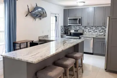 1230 NE 26th Ter, Pompano Beach: photo 1 of 1