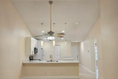 480 Hardwood Pl, Boca Raton: photo 1 of 36