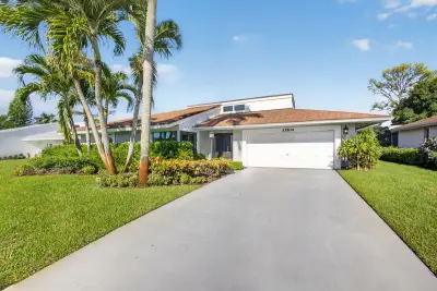 13504 Crosspointe Dr, Palm Beach Gardens: photo 1 of 66