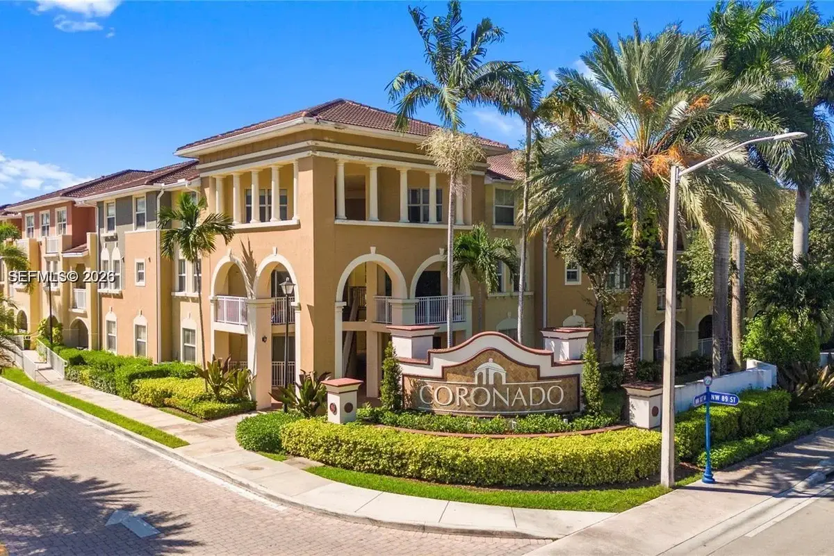 8999 NW 107th Ct #216-1, Doral: photo 1 of 6