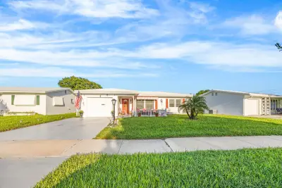 108 Leisureville Blvd, Boynton Beach: photo 1 of 32