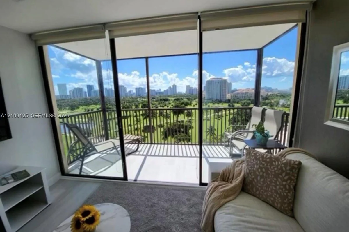 20379 W Country Club Dr #1038, Aventura: photo 1 of 29