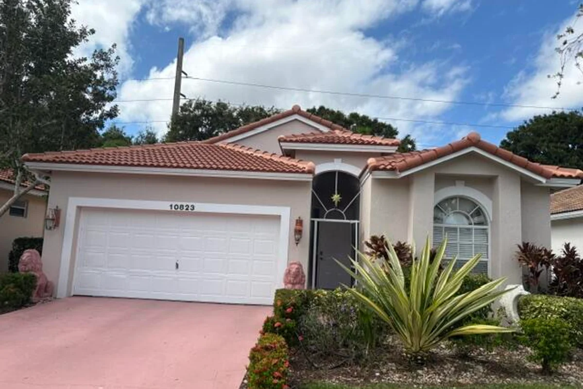 House in Boynton Beach: photo 1 of 1