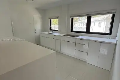 430 Malaga Ave #2, Coral Gables: photo 1 of 7