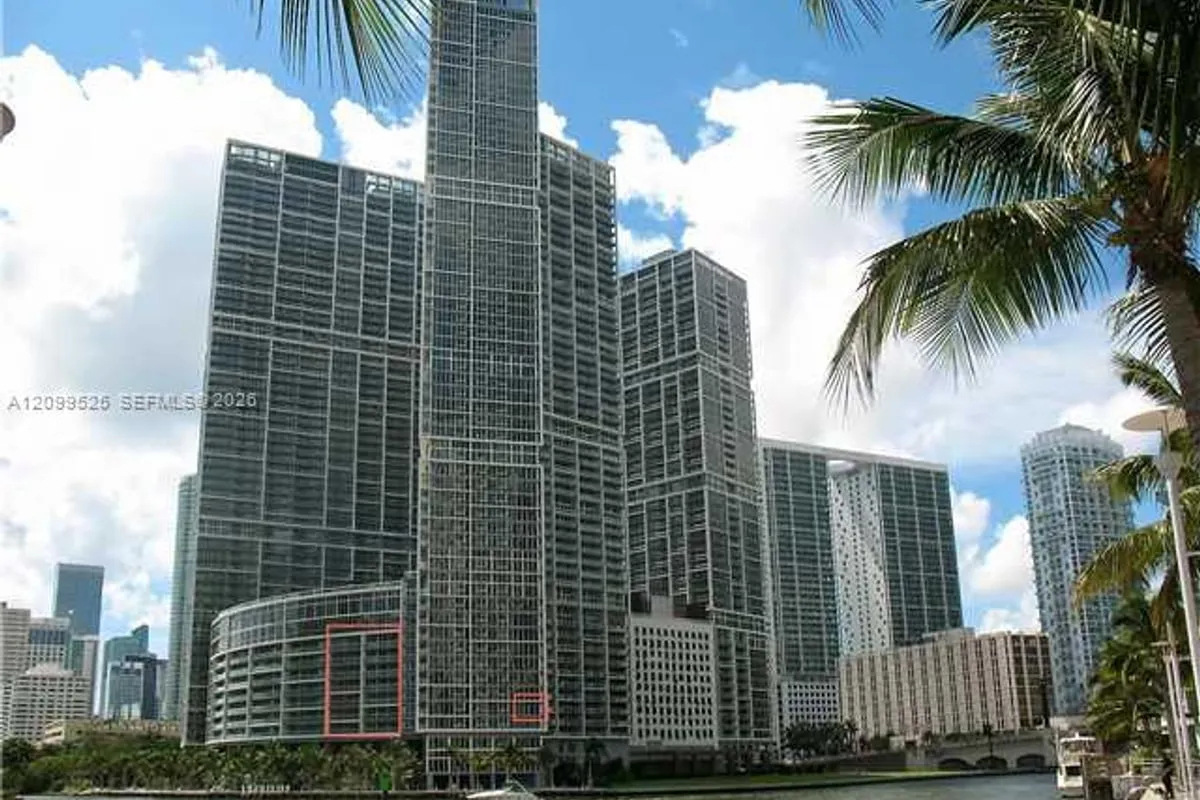 465 Brickell Ave #4806, Miami: photo 1 of 25