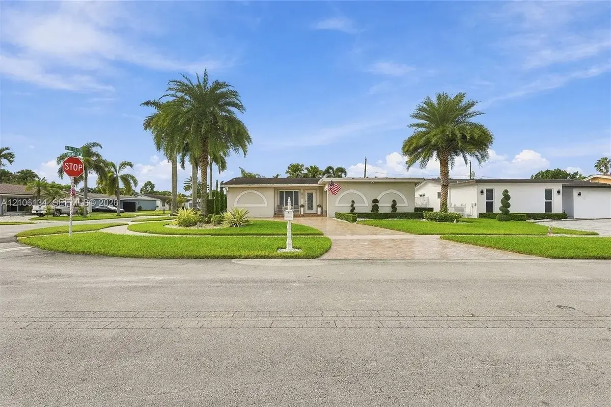 11360 NW 46th Pl, Sunrise: photo 1 of 36