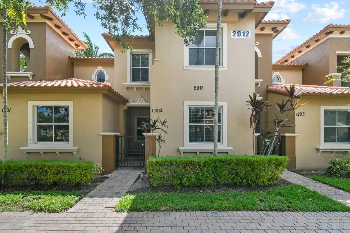 2912 Hidden Hills Rd #1202, West Palm Beach: photo 1 of 96