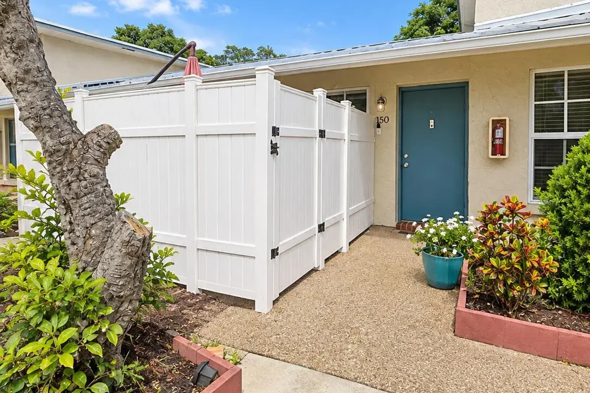 3001 NW 4th Ter #150, Pompano Beach: photo 1 of 18
