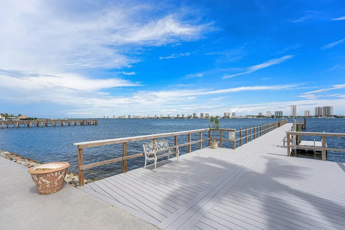 3040 Lake Shore Dr #502, Riviera Beach: photo 1 of 52