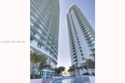 1900 N Bayshore Dr #3409, Miami: photo 1 of 16