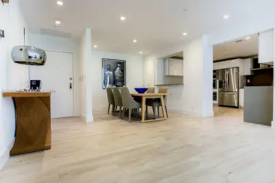 251 Crandon Blvd #234, Key Biscayne: photo 1 of 9