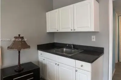 26 Diplomat Pkwy #2342, Hallandale Beach: photo 1 of 8
