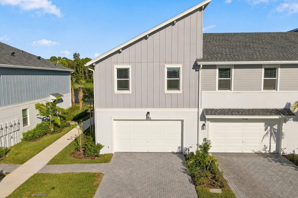 4242 Brookgreen Square, Westlake: photo 1 of 33