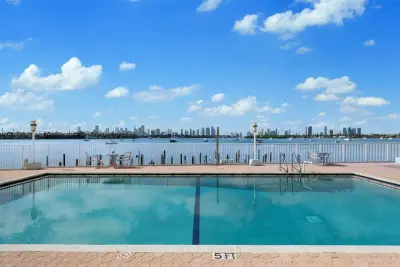 1228 West Ave #1407, Miami Beach: photo 1 of 22
