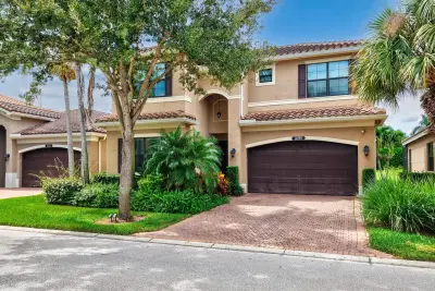 14599 Alabaster Ave, Delray Beach: photo 1 of 46