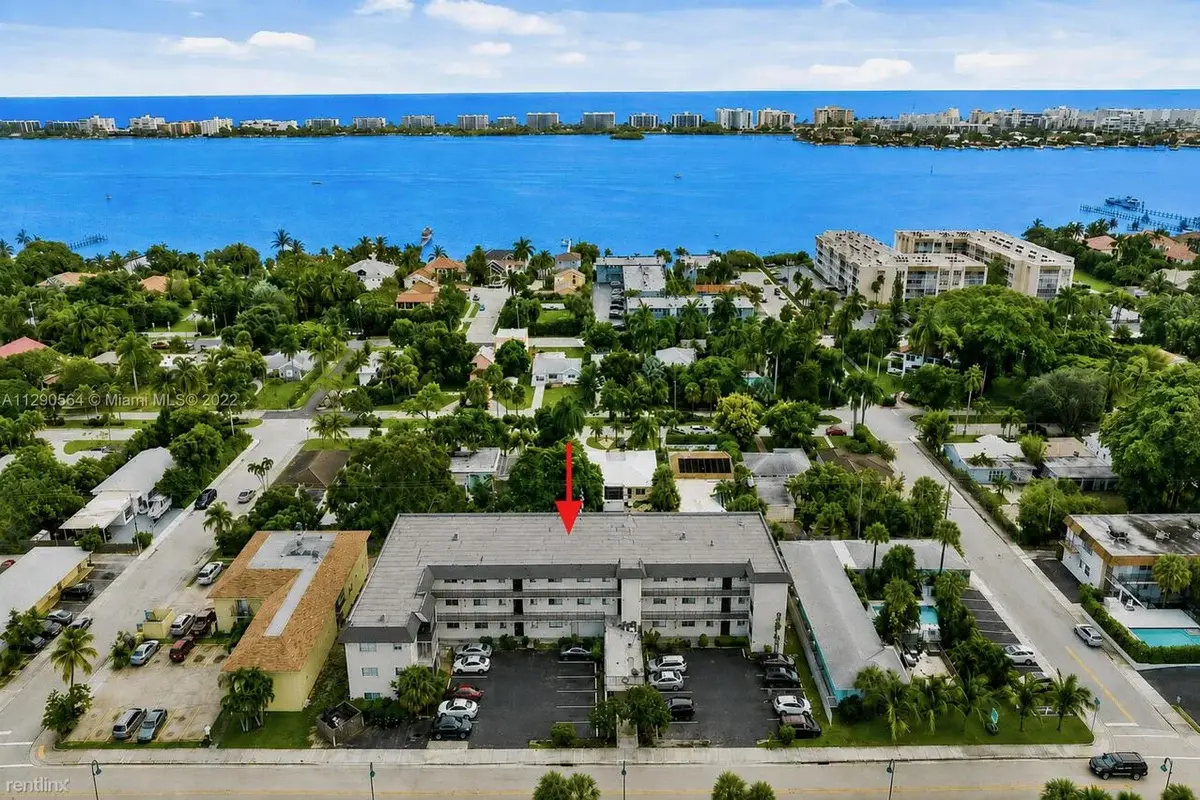 1410 S Federal Hwy #303, Lake Worth Beach: photo 1 of 14
