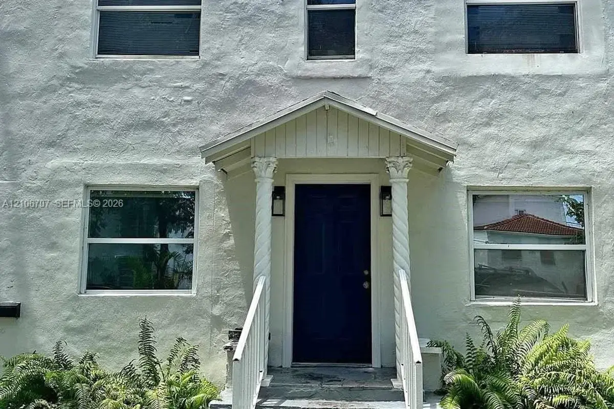 2111 SW 14th Ter #F, Miami: photo 1 of 16
