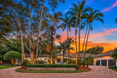 9325 SW 59th Pl, Pinecrest: photo 1 of 50