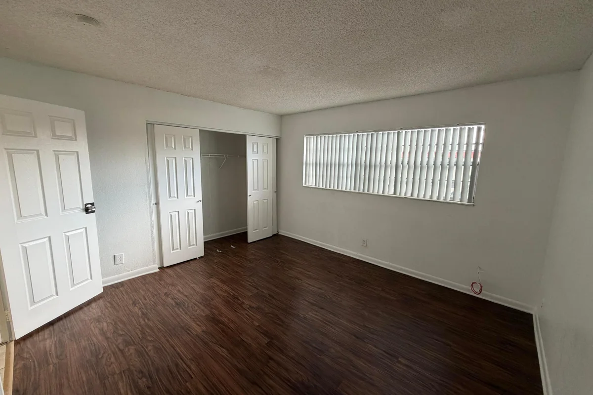 3460 NW 50th Ave #B-222, Lauderdale Lakes: photo 1 of 6