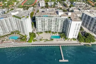 1000 West Ave #1121, Miami Beach: photo 1 of 23