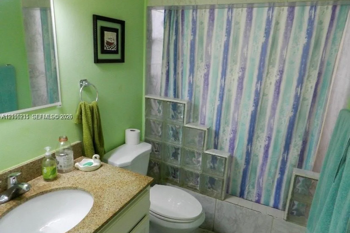 5495 NW 10th Ct #208, Plantation: photo 1 of 5